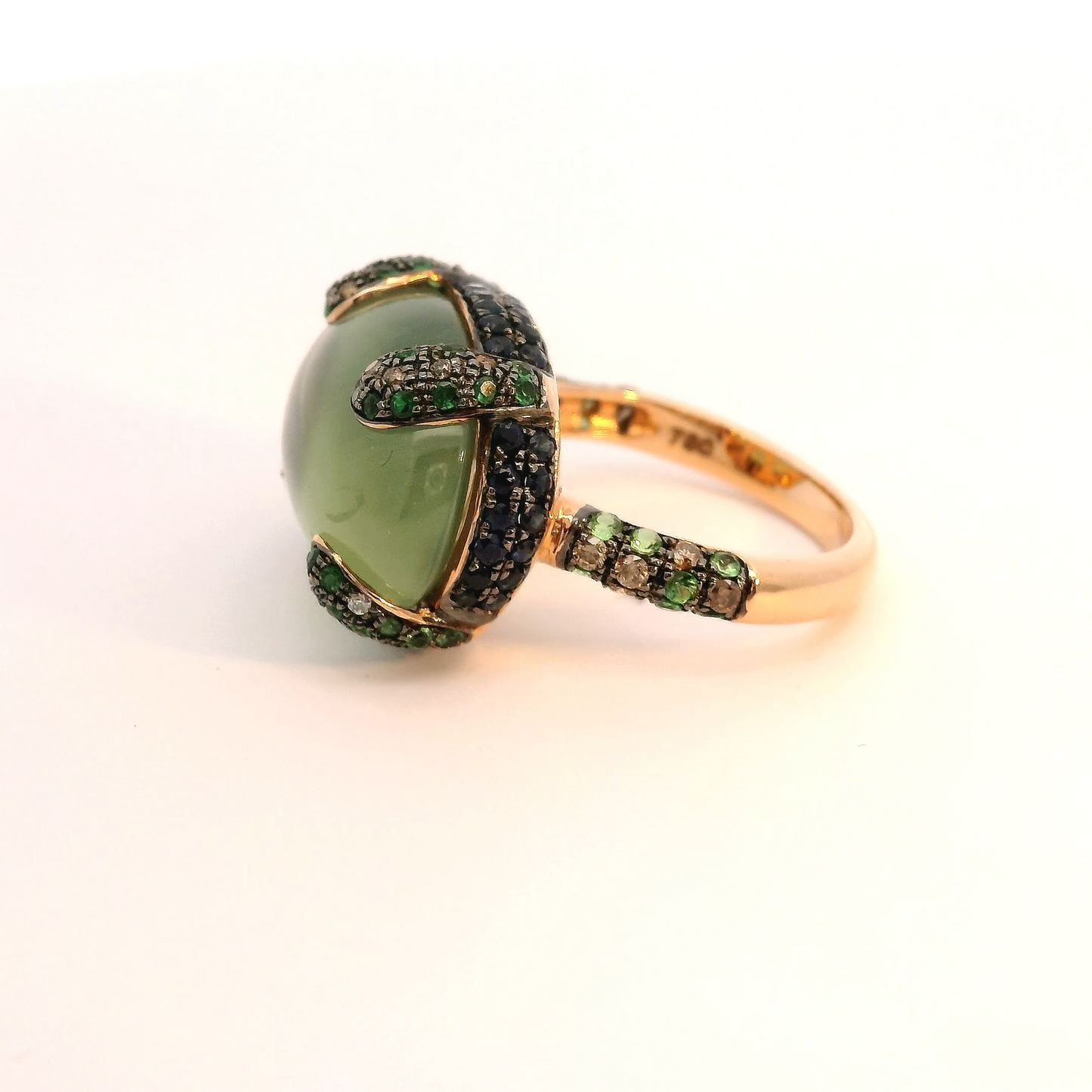 Cabochon Prehnite Gold Ring with Tsavorite Sapphir and Brown Diamond Pavé