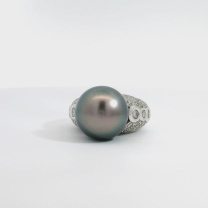 Tahitian Pearl Scalloped Edge Diamond Pavé 18K White Gold Ring Embellished with Diamond
